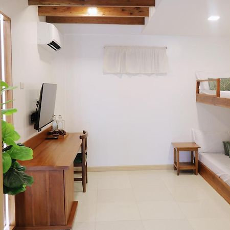 Senare Boracay Hotel Balabag  Exterior photo